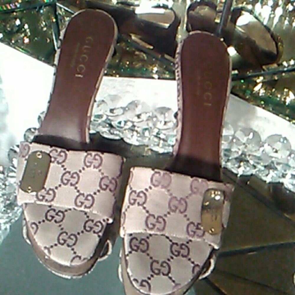 Gucci Slides - Picture 3 of 7